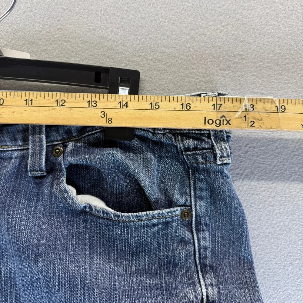 Signature by Levi Strauss & Co. signature by